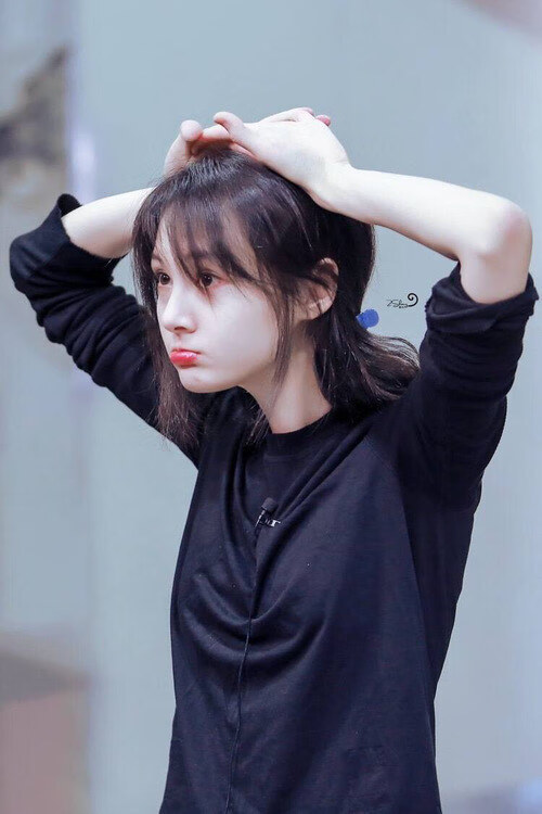 _雄鹿字母哥三双再现，带领球队获胜_，nba雄鹿字母哥简历