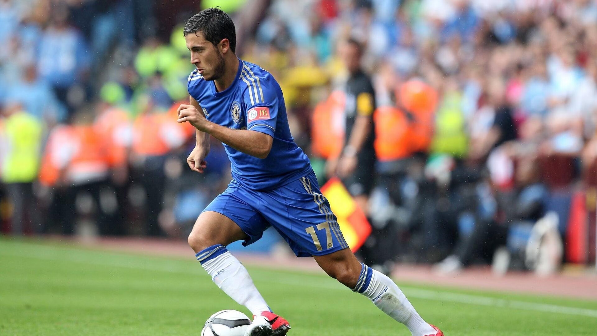 墨西哥骑手卡洛斯·汉克在巴黎奥运会后成为马术协会主席，推动马术运动发展。