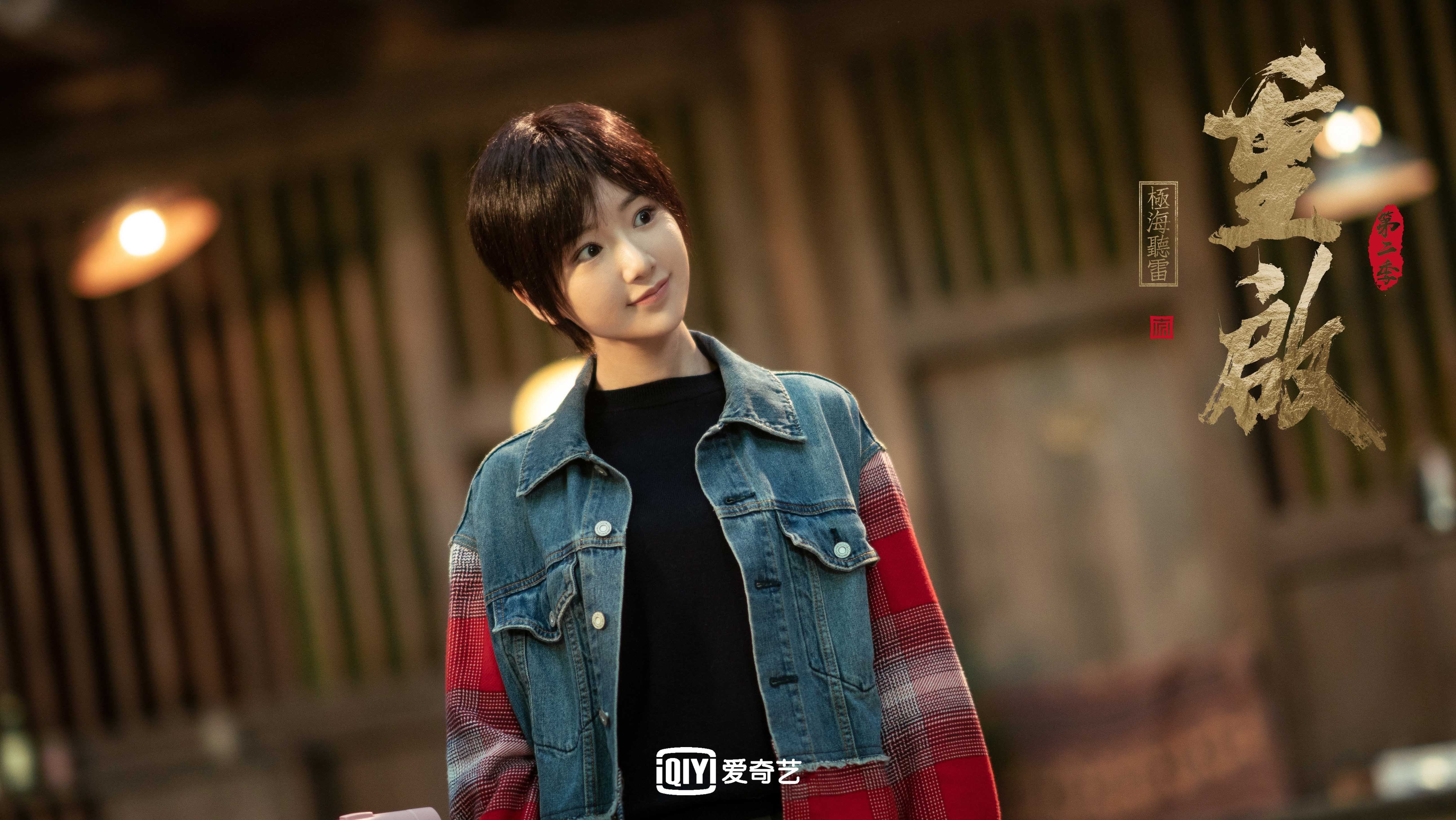 德国骑手弗洛尔·德·温内在2024年欧洲三项赛锦标赛中以“Thunder”马匹获得个人铜牌,表现出色。