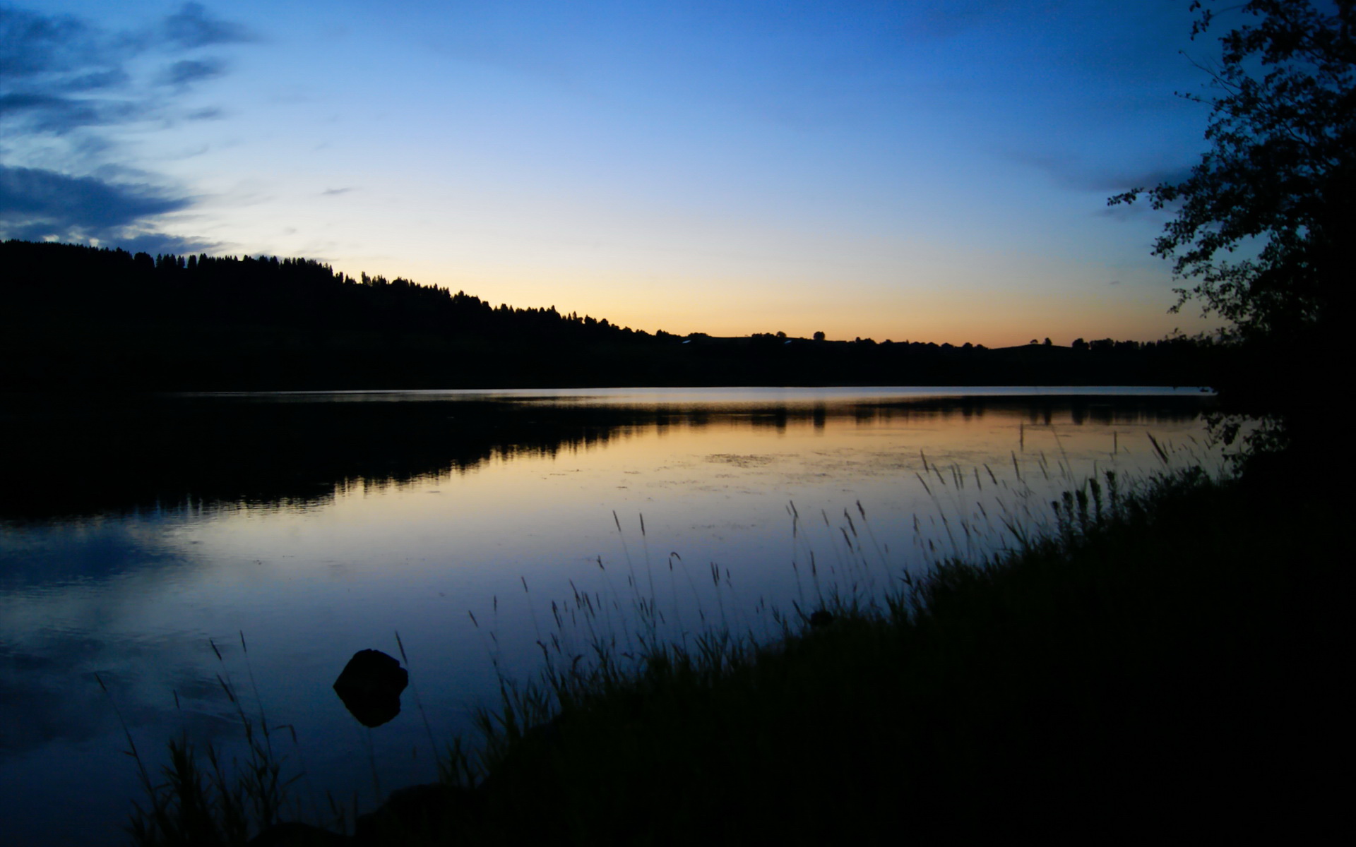 极限漂移:高速下的纺丝飞舞技艺,纺丝飘丝产生的原因