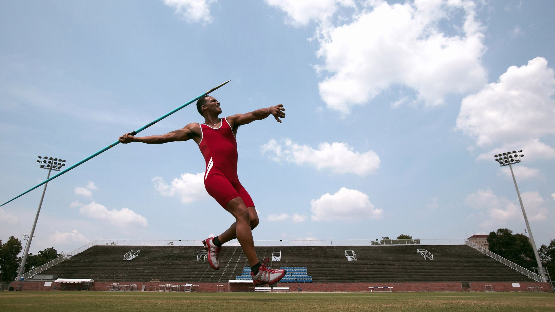 教练轮换策略是否应更灵活，换教练需要做什么